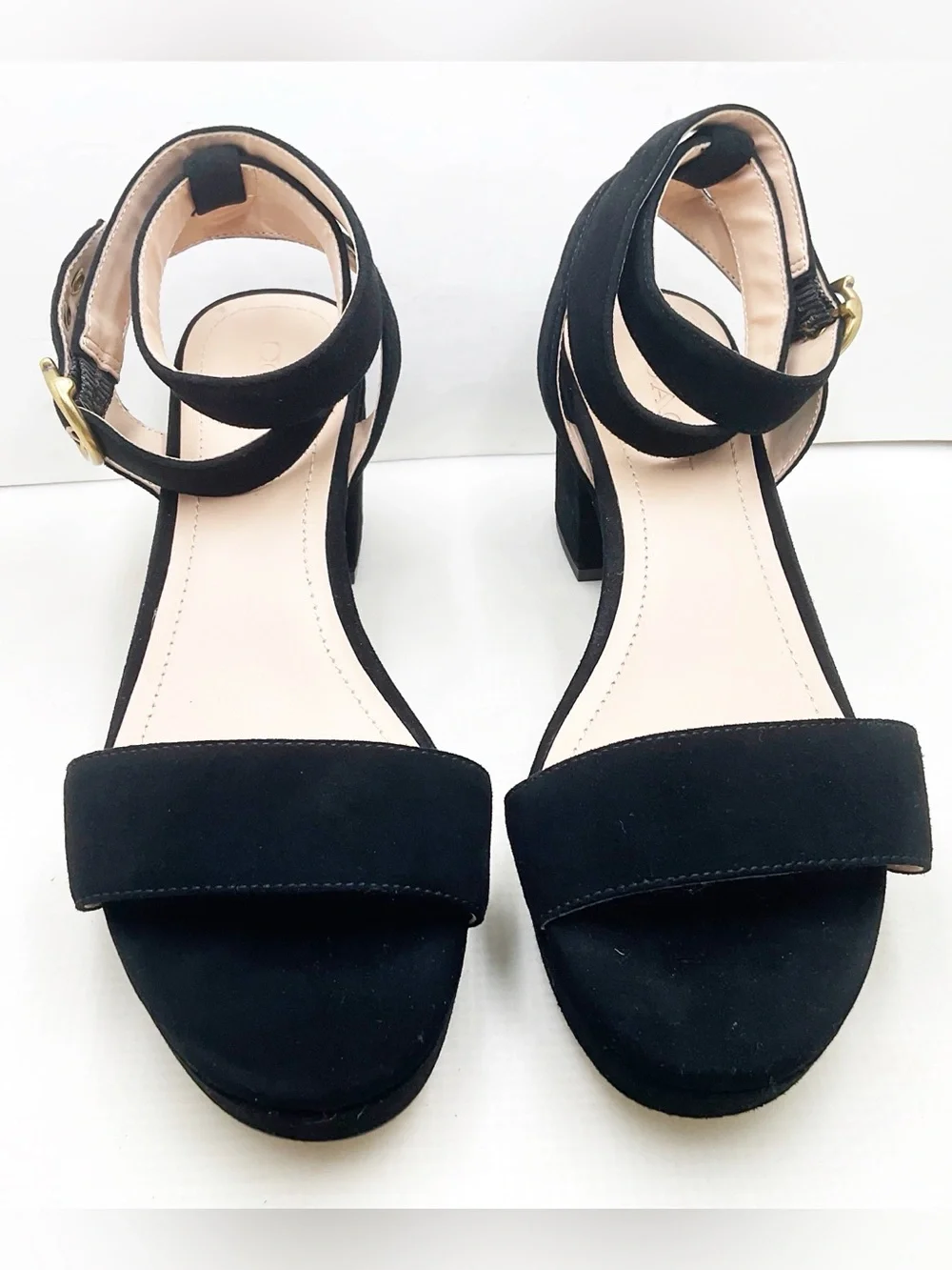 🆕{Coach} Serena Velvet Block Heel Sandals